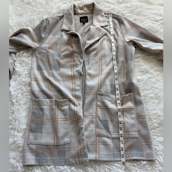 BBJ Long Plaid Shacket - Picture 9 of 10